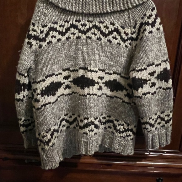 Vintage Handmade Canadian Cowichan Wool Sweater | Fits L / XL - Picture 2 of 2